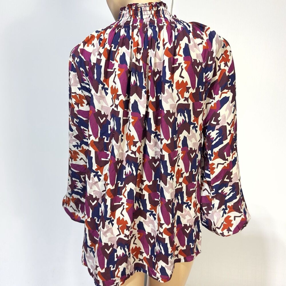Rungolee Silk Blouse Size S Abstract Print Smocked Neck & Cuff Long Sleeve Top - Picture 4 of 10